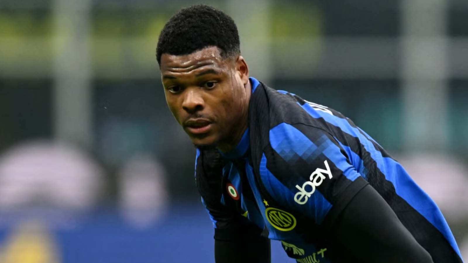 ลิเวอร์พูล หงส์แดงได้ข่าวดี เมื่อเป้าหมายในตำแหน่งกองหลังมี ความสัมพันธ์ กับสโมสร ใกล้จะสิ้นสุดลง ก่อนช่วงซัมเมอร์ 