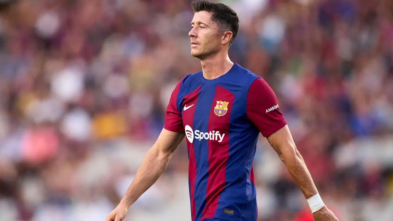 บาร์เซโลนาจะแลกโรเบิร์ต เลวานดอฟสกี้กับอดีตกองหน้าของเชลซีที่เคยมีค่าตัว 52 ล้านปอนด์หรือไม่ 