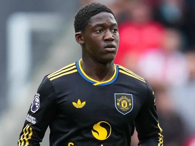 แมนยูฯ ต้องหลีกเลี่ยงหายนะของ Kobbie Mainoo ท่ามกลางกระแสข่าวลือการย้ายทีมที่เพิ่มขึ้นเกี่ยวกับนักเตะจากอะคาเดมี 